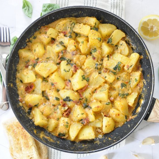 CREAMY Marry Me Potatoes - Recipe photo by Spain on a Fork