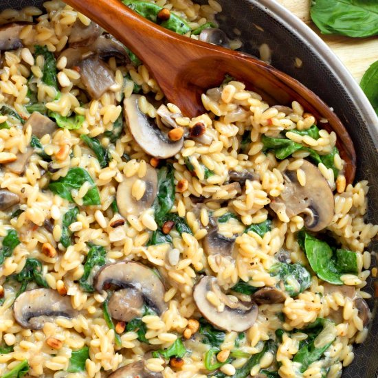 Spinach Mushroom Orzo - Recipe photo by Simply Happy Foodie