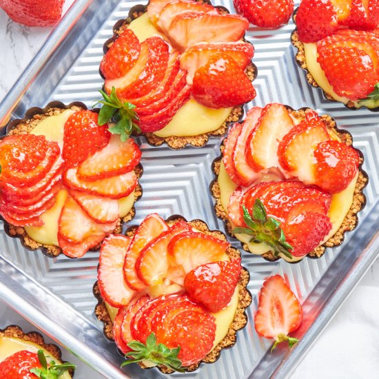 Strawberry Cottage Cheese Pie - Recipe photo by ForThePleasureOfEating