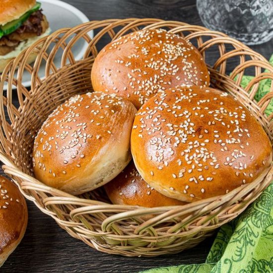 Homemade Sesame Burger Buns - Recipe photo by MildN