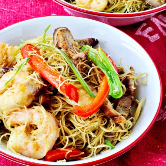 Singapore Noodles - Recipe photo by karenskitchenstories