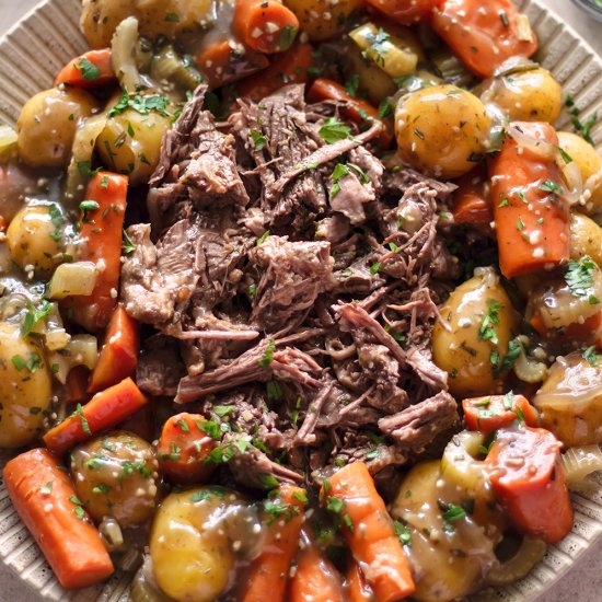 Slow Cooker Pot Roast - Recipe photo by URBANBAKES