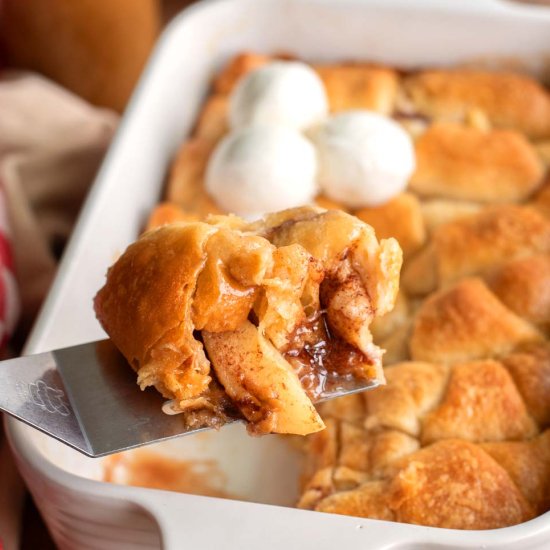 Crescent Roll Apple Dumplings - Recipe photo by Simply Happy Foodie
