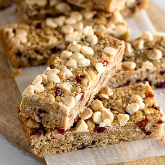 White Chocolate Cranberry Granola Bars - Recipe photo by simplynutfree