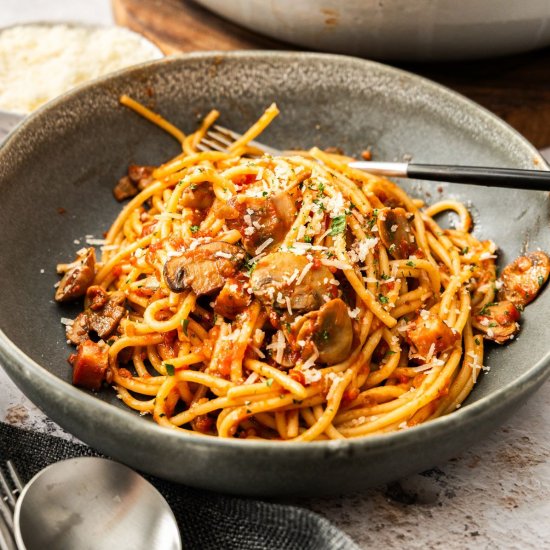 Spicy Mushroom and Tomato Pasta - Recipe photo by itsnotcomplicatedrecipes