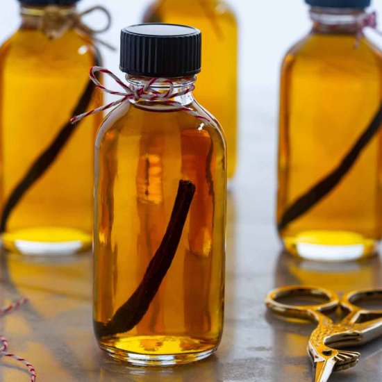 Homemade Vanilla Extract - Recipe photo by ColeyCooks