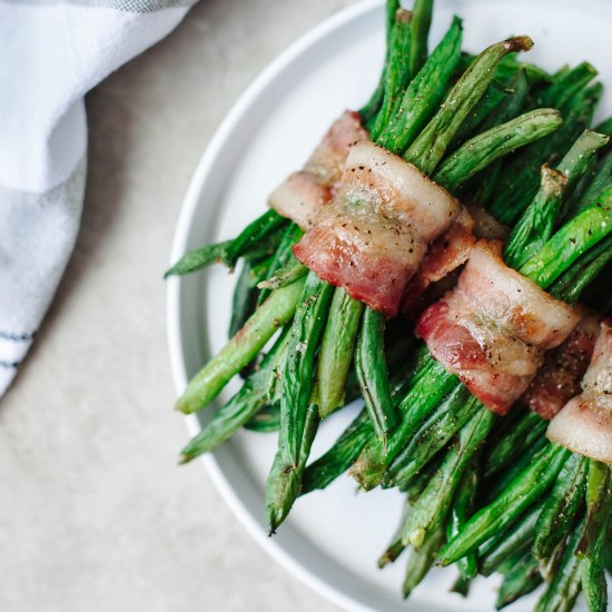 Bacon Wrapped Green Beans - Recipe photo by The Cookin Chicks