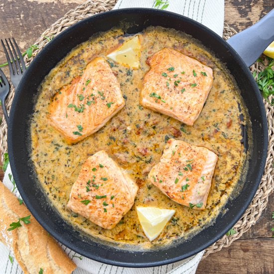 Creamy Marry Me Salmon - Recipe photo by Spain on a Fork