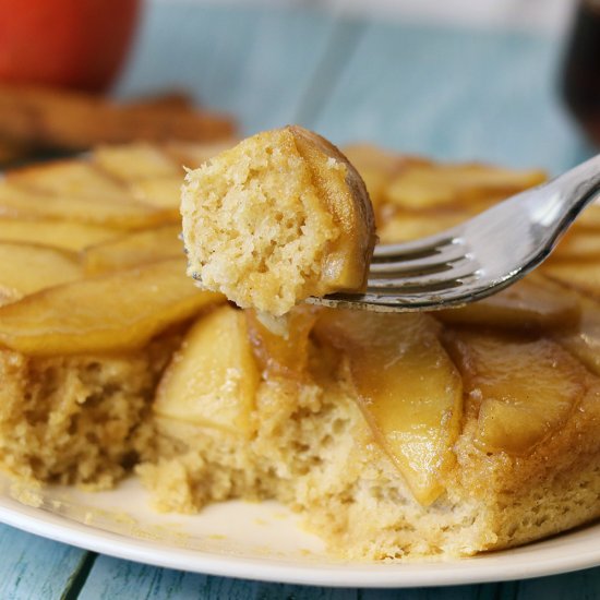 Upside Down Apple Soufflé Pancake - Recipe photo by ChocoholicAnonymous