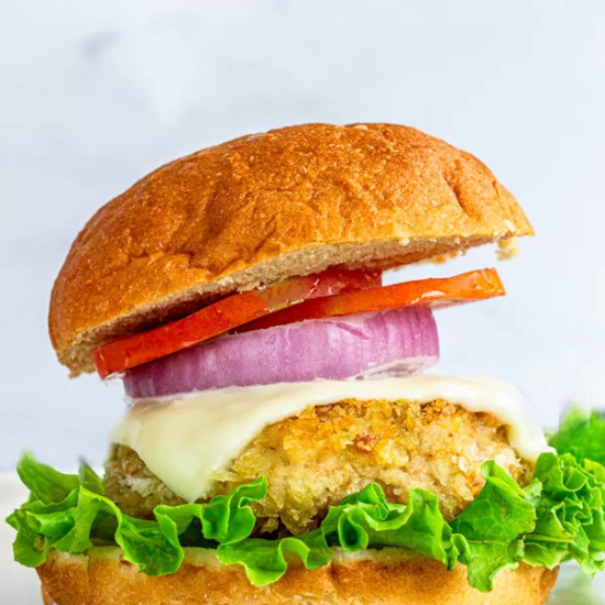 High Protein Chicken Burger - Recipe photo by Priyanka DK