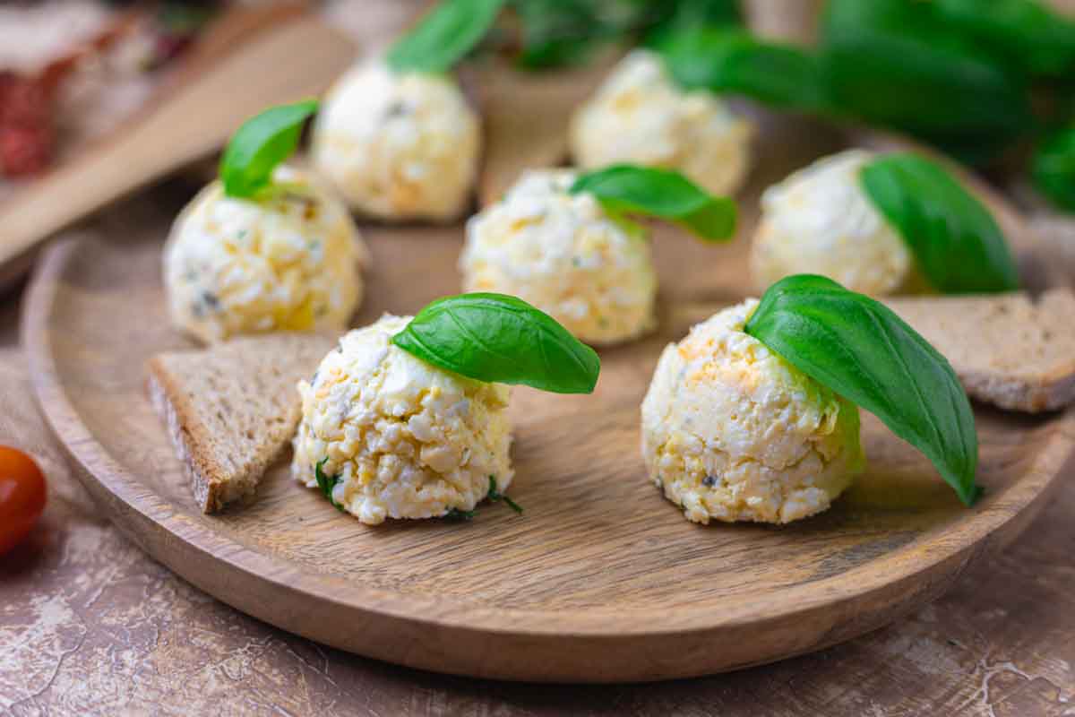 Feta Cheese Eggs Bites - Recipe photo by Lowcarb-nocarb