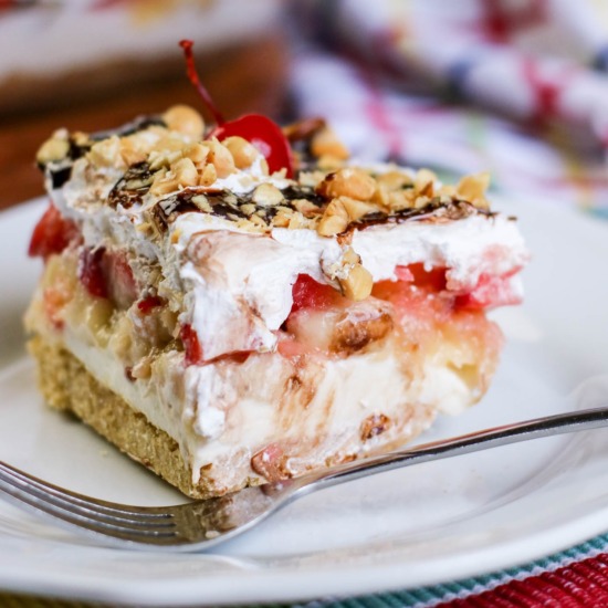 Easy No Bake Banana Split Cake - Recipe photo by ThriftyJinxy