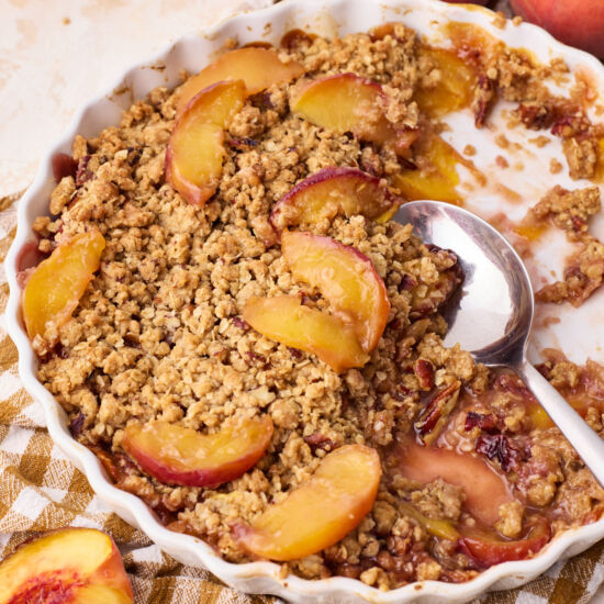 Easy Peach Crisp - Recipe photo by BonniBakery