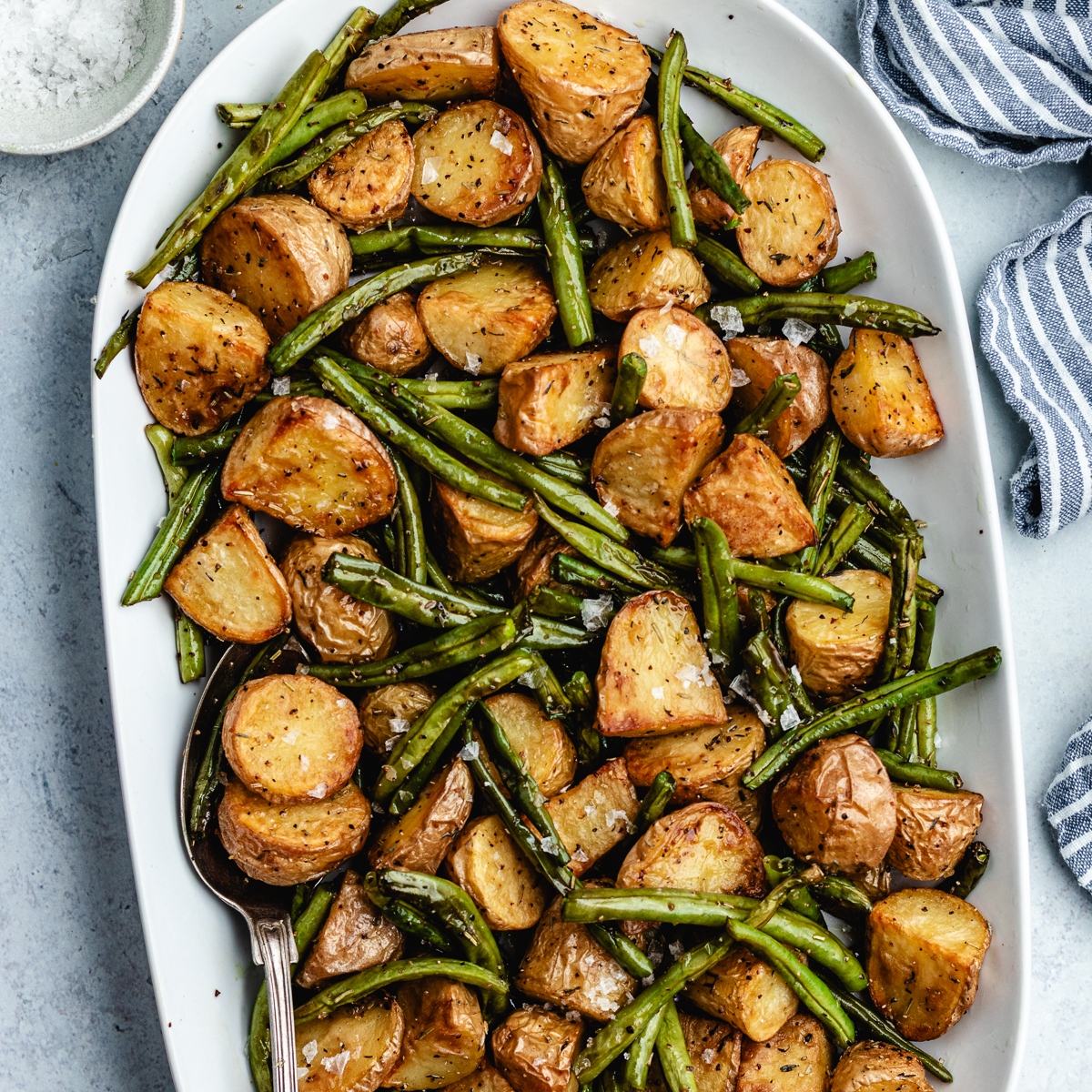 Roasted green beans and potatoes - Recipe photo by Thedeliciousplate