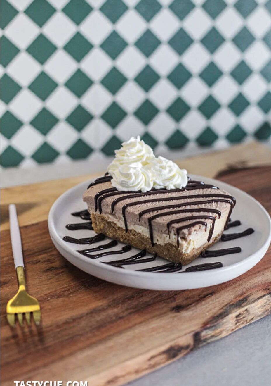 PB & Chocolate Cheesecake Bars - Recipe photo by Tastycue