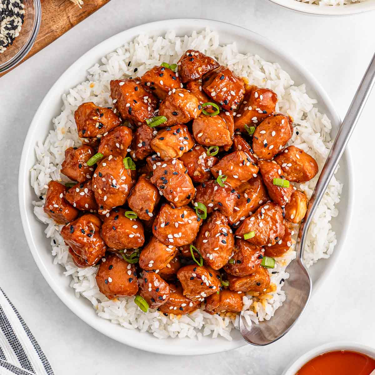 Slow Cooker Honey Garlic Chicken - Recipe photo by ToSimplyInspire
