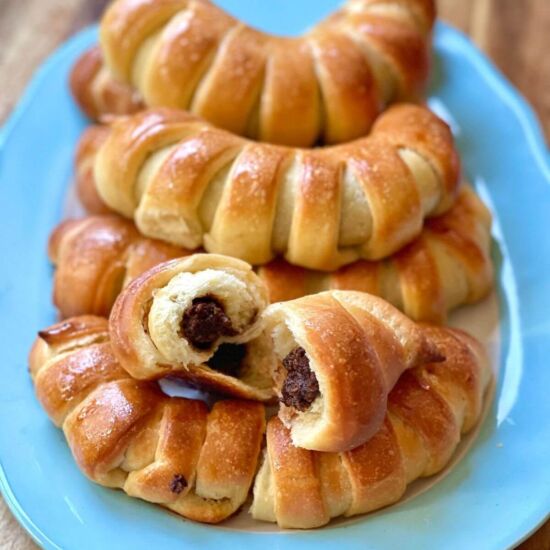 Soft Jam-Filled Romanian Rolls - Recipe photo by ccciorteanu