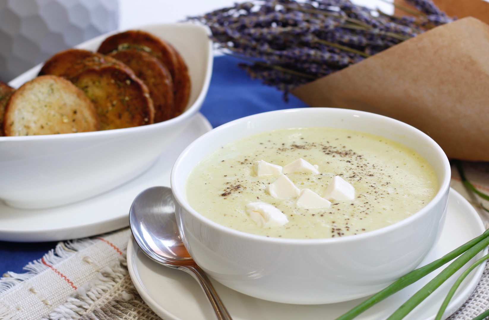Creamy Zucchini Soup - Recipe photo by Rachida