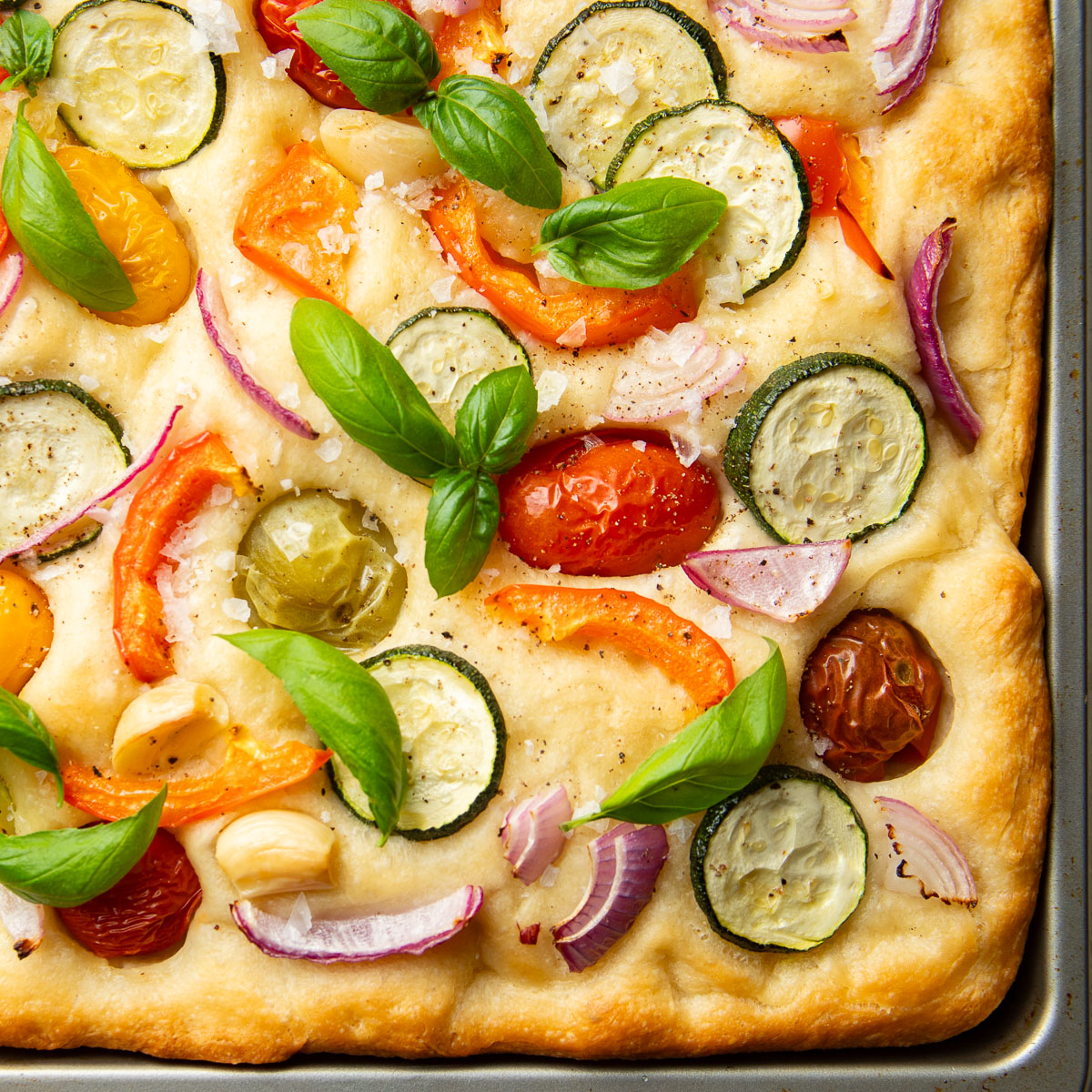 Vegetable Focaccia - Recipe photo by Connoisseurus Veg
