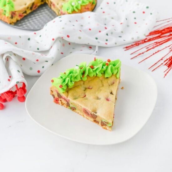 Easy Christmas Cookie Cake - Recipe photo by The Cookin Chicks