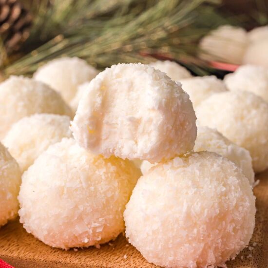 Coconut Snowball Cookies - Recipe photo by Tessies Table