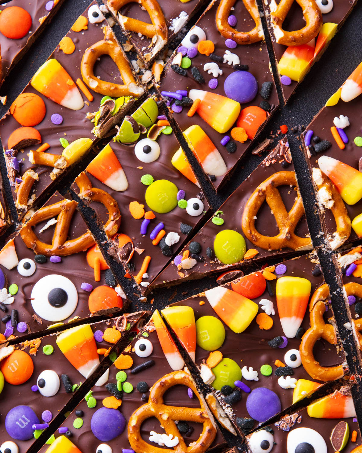 Halloween Bark Candy - Recipe photo by beamingbaker