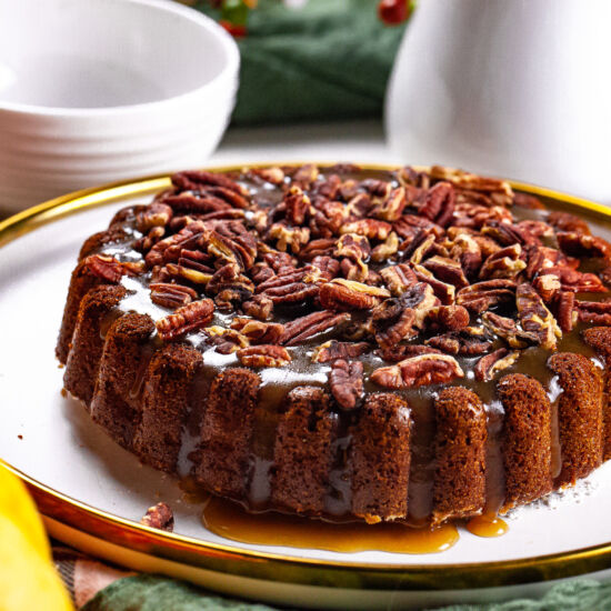 Caramel Pecan Pumpkin Cake - Recipe photo by Tastycue