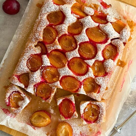 Moist & Easy Kefir Plum Cake - Recipe photo by JoinYourLife Food Recipes