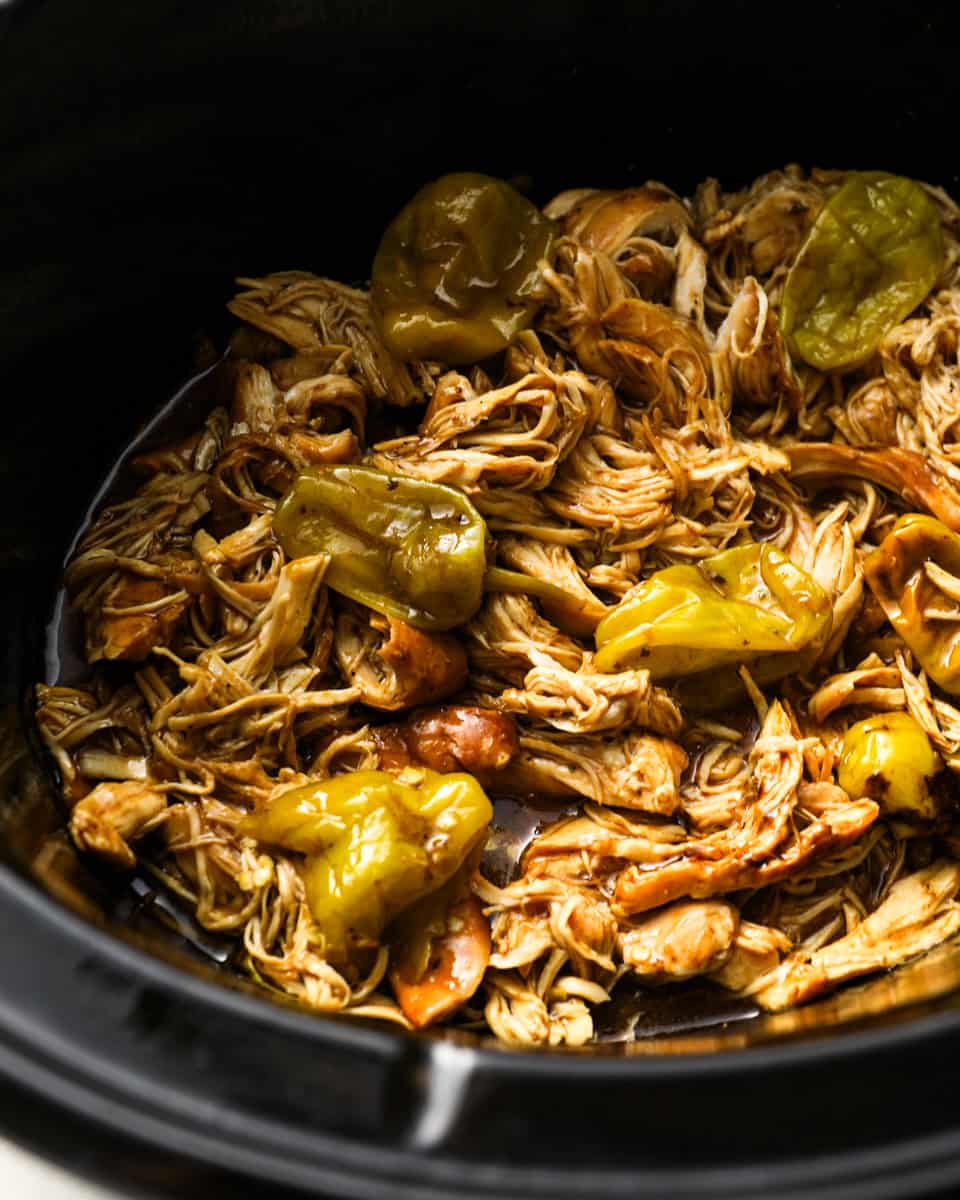 Crockpot Mississippi Chicken - Recipe photo by Easy Chicken Recipes