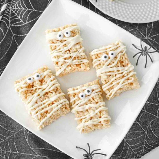 Mummy Rice Krispie Treats - Recipe photo by ToSimplyInspire