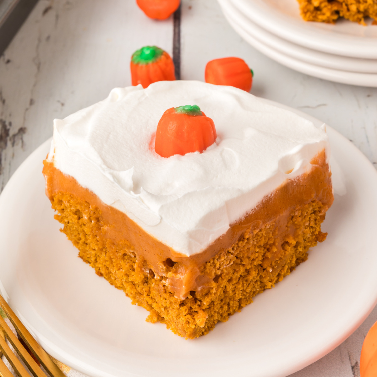Pumpkin Spice Poke Cake - Recipe photo by Love Bakes Good Cakes