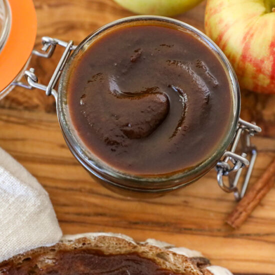 Best Apple Butter - Recipe photo by Hannas Homemaking
