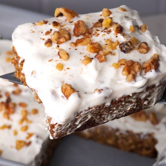 Carrot Cake Baked Oats - Recipe photo by Maria Lucey Dietitian