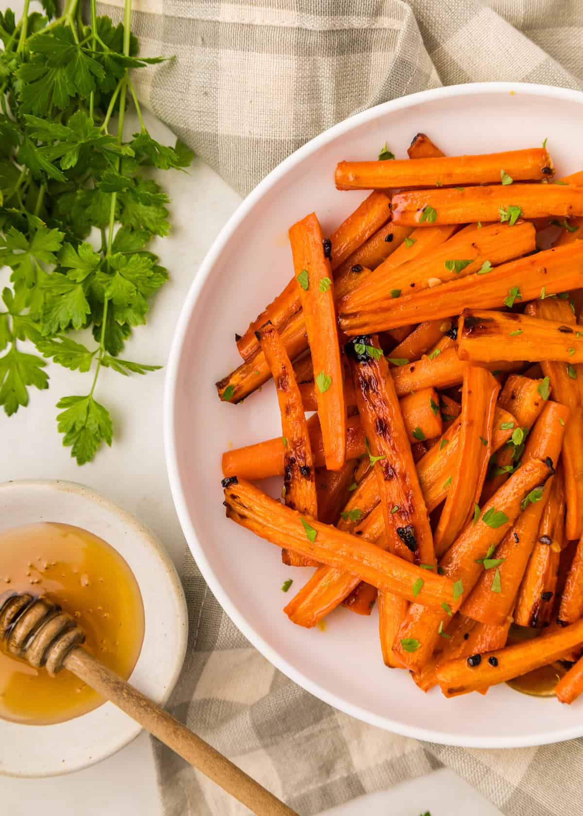 Honey Garlic Carrots - Recipe photo by livingchirpy