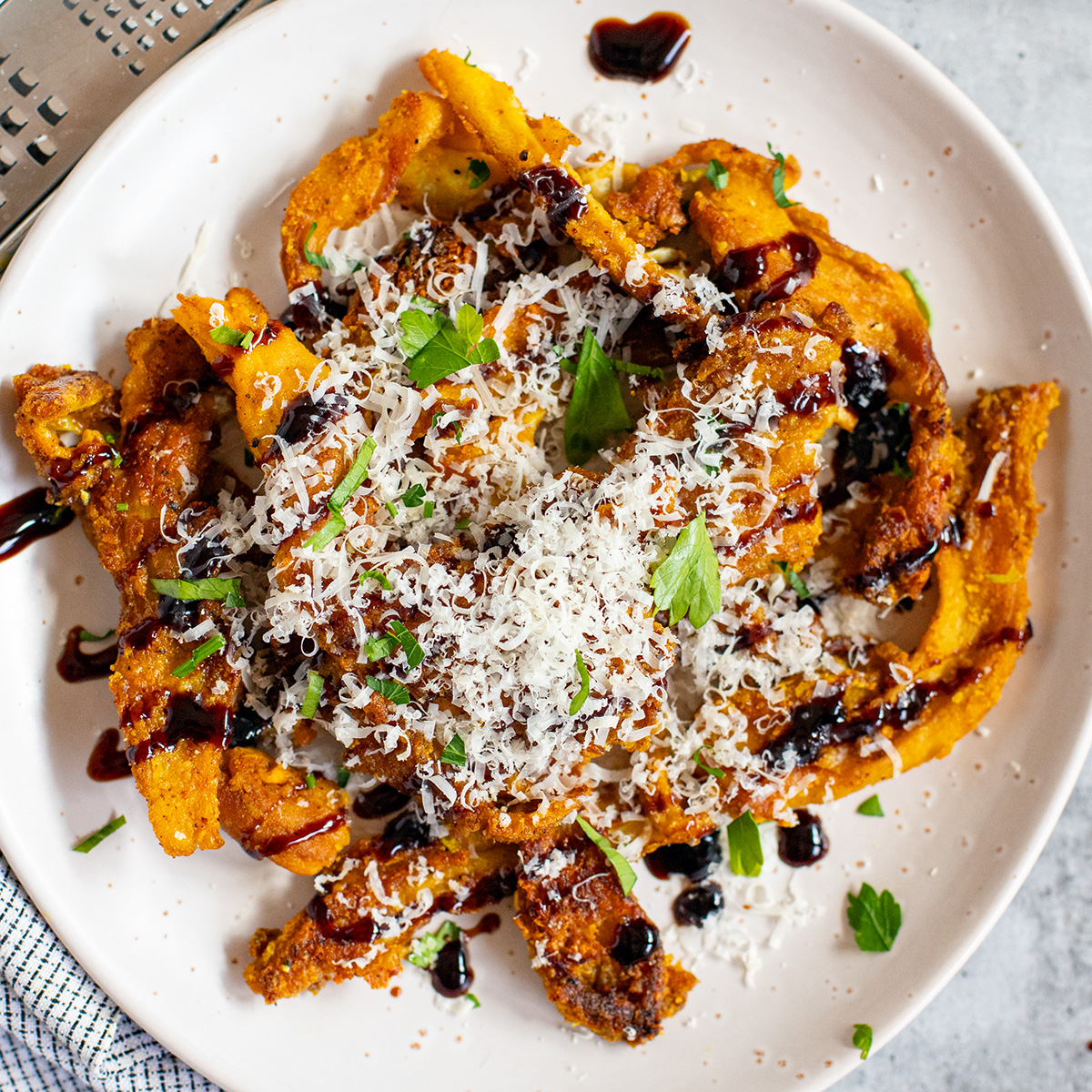Pan-Fried Oyster Mushrooms - Recipe photo by IrenaMacri