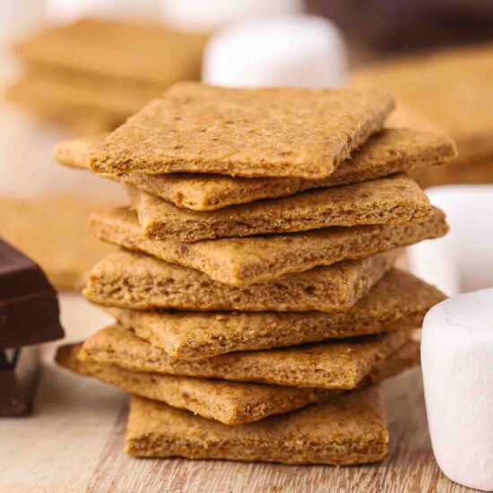 Spelt Graham Crackers - Recipe photo by oatmealwithafork