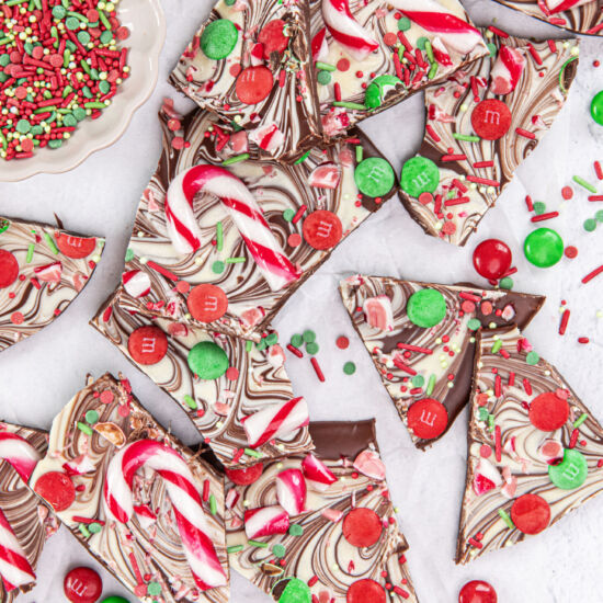 Candy Cane Chocolate Bark - Recipe photo by spicyicecream
