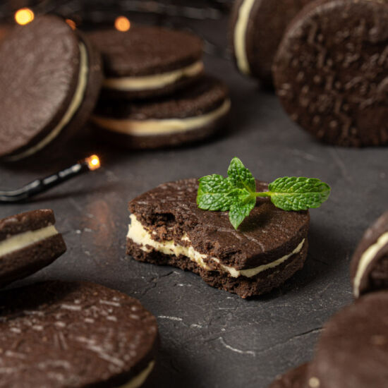 Chocolate Mint Sandwich Cookies - Recipe photo by Cakesperiments