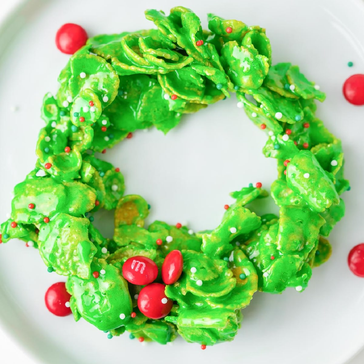 Christmas Cornflake Wreath Cookies - Recipe photo by OnMyKidsPlate