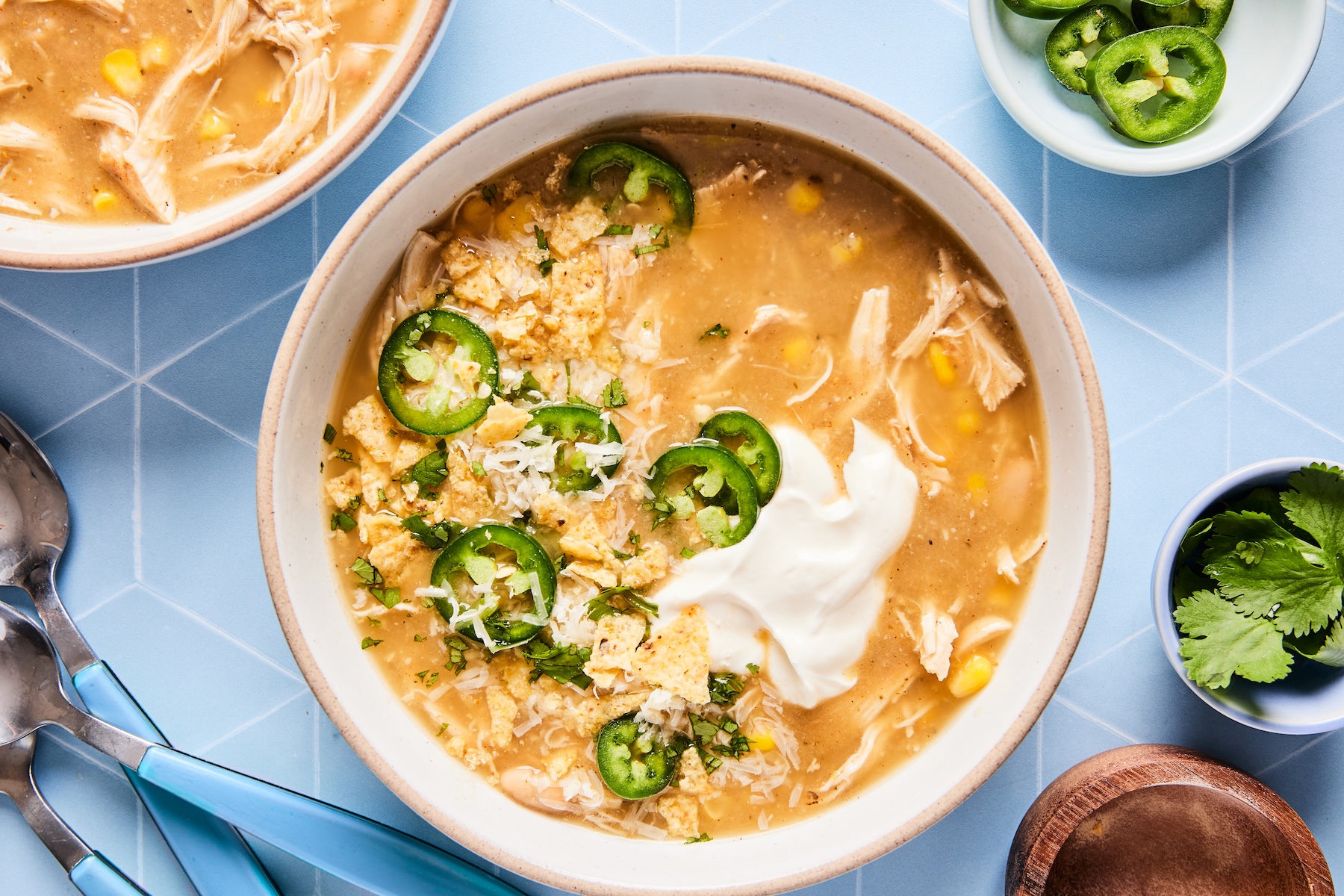 Slow Cooker White Chicken Chili - Recipe photo by myeverydaytable