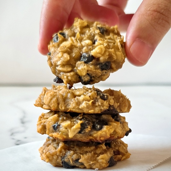 Easy Oatmeal Banana Cookies - Recipe photo by TheButteryFairytale