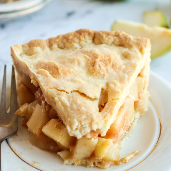 Cozy Fresh Pear Pie - Recipe photo by numstheword