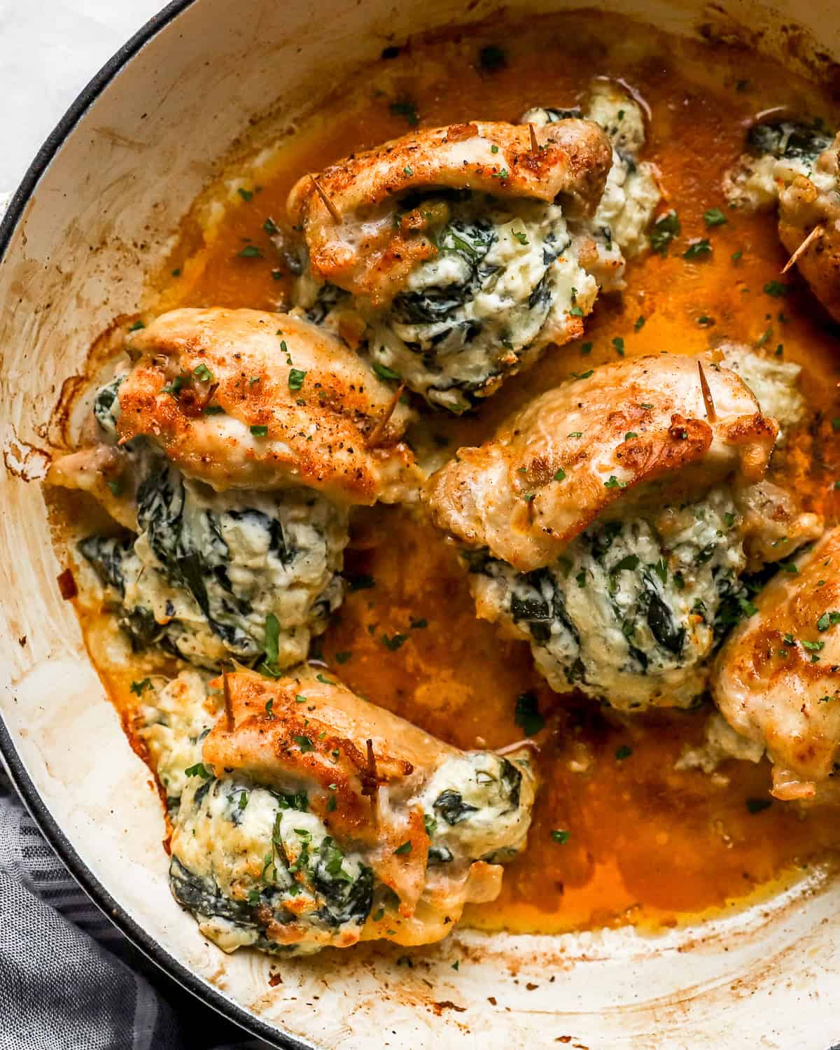 Stuffed Chicken Thighs - Recipe photo by Easy Chicken Recipes
