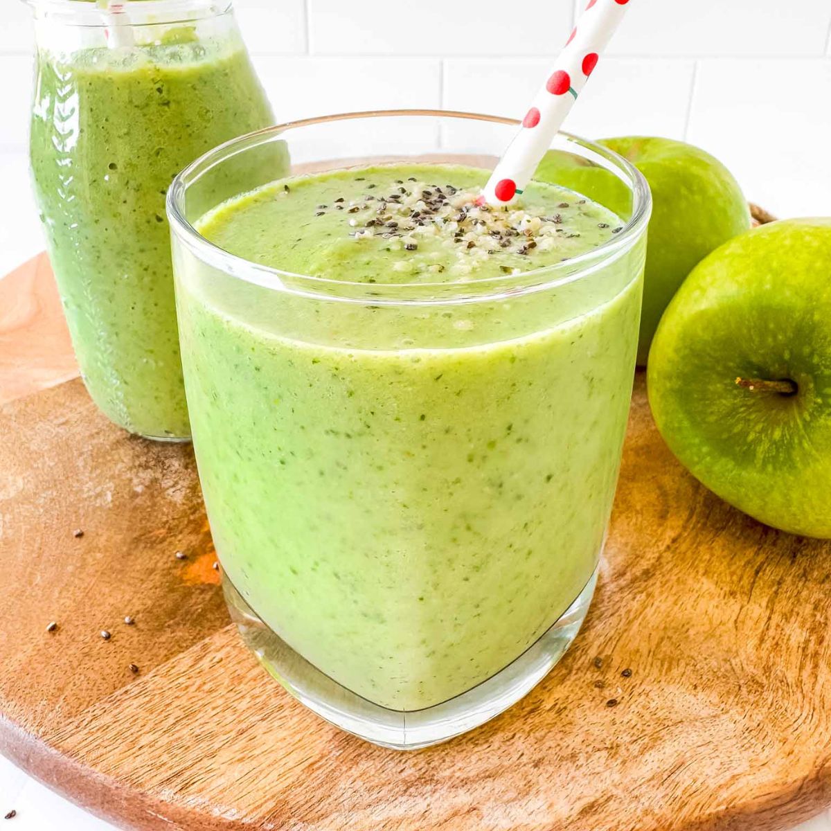 Apple Kale Smoothie - Recipe photo by Low Histamine Kitchen