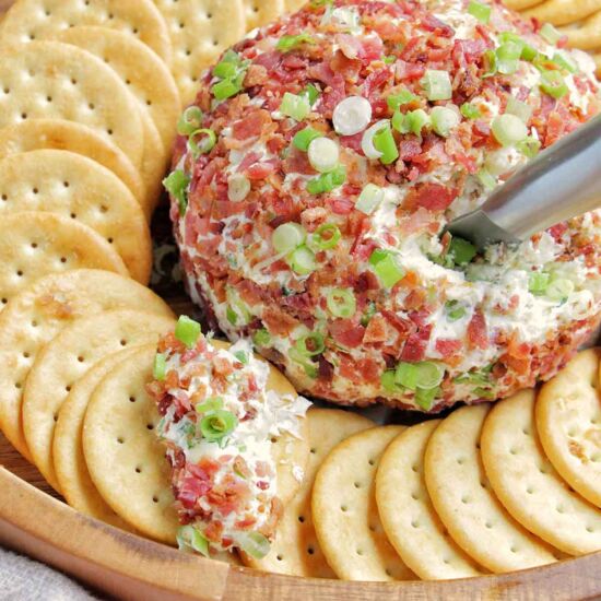 Bacon & White Cheddar Cheese Ball - Recipe photo by homebodyeats