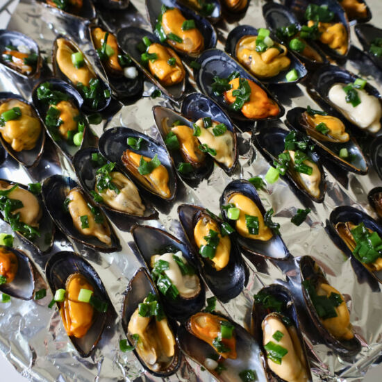 Baked Mussels with Scallion Oil - Recipe photo by Keep Up Cooking