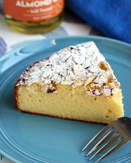 One-bowl Lemon and Almond Oil Cake - Recipe photo by Food Gal