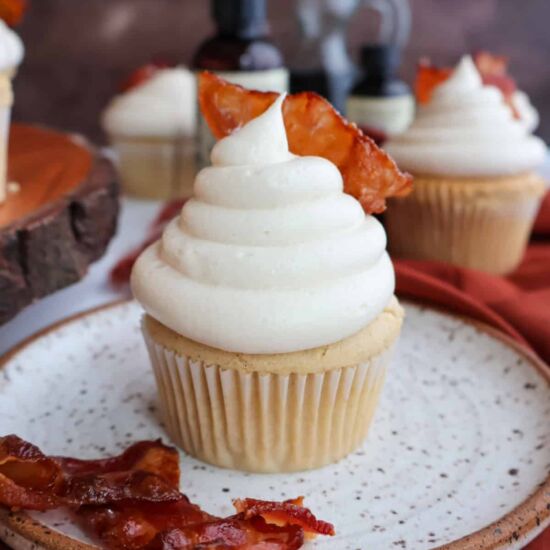 Maple Bacon Cupcakes - Recipe photo by goldengracekitchen