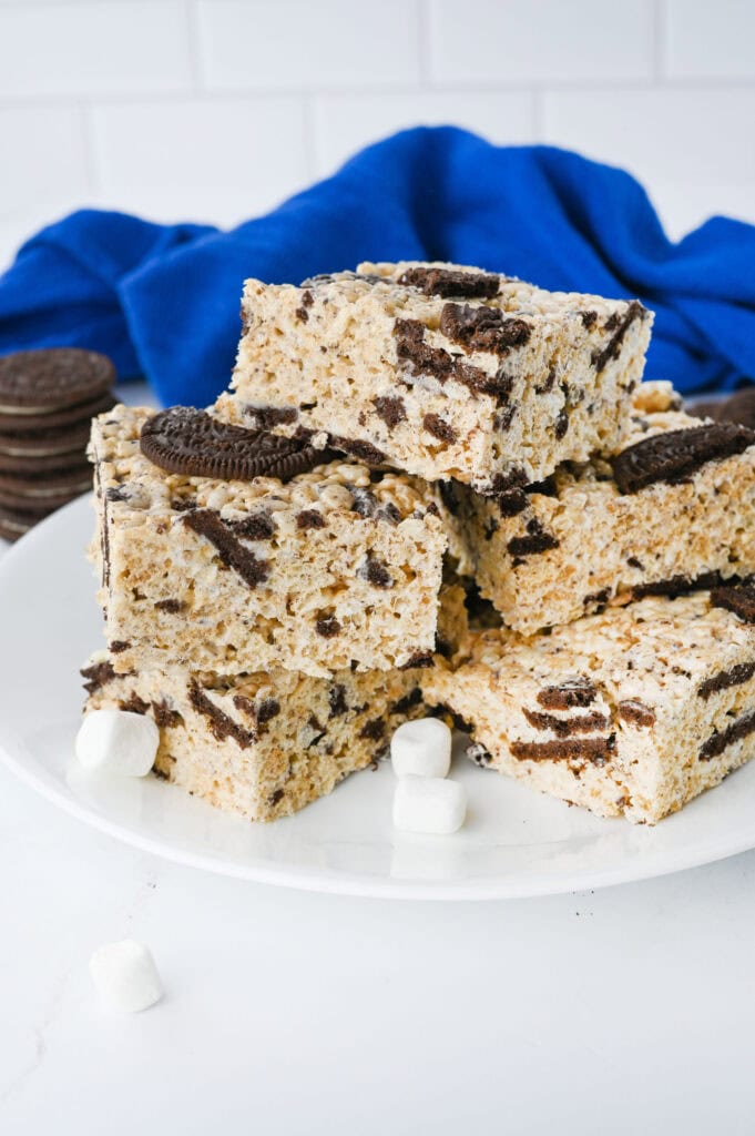 Oreo Rice Krispie Treats - Recipe photo by The Cookin Chicks