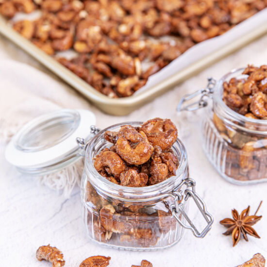 Vegan Spiced Maple Candied Cashews - Recipe photo by spicyicecream